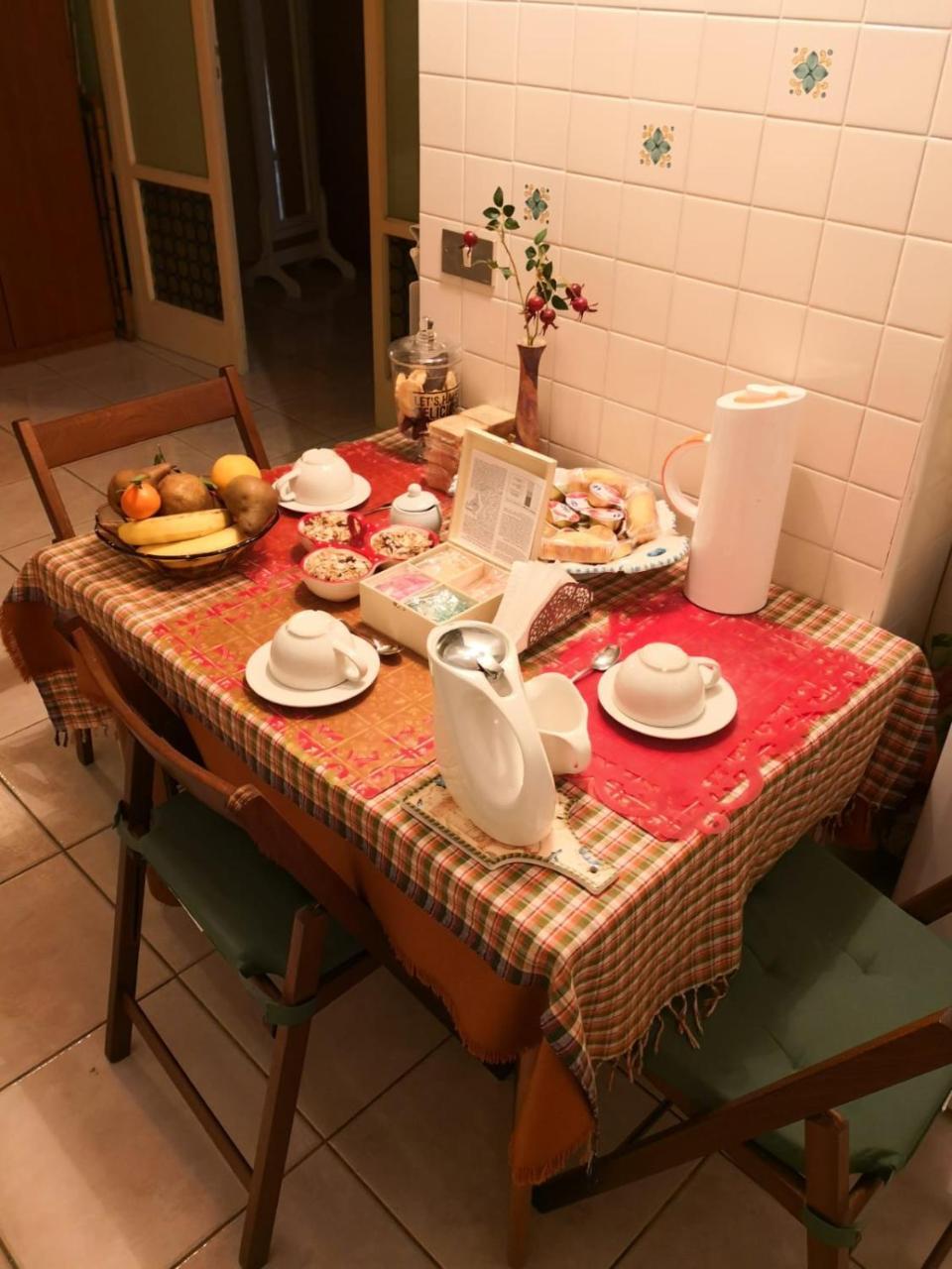 B&B Il Nespolo ซาแลร์โน ภายนอก รูปภาพ