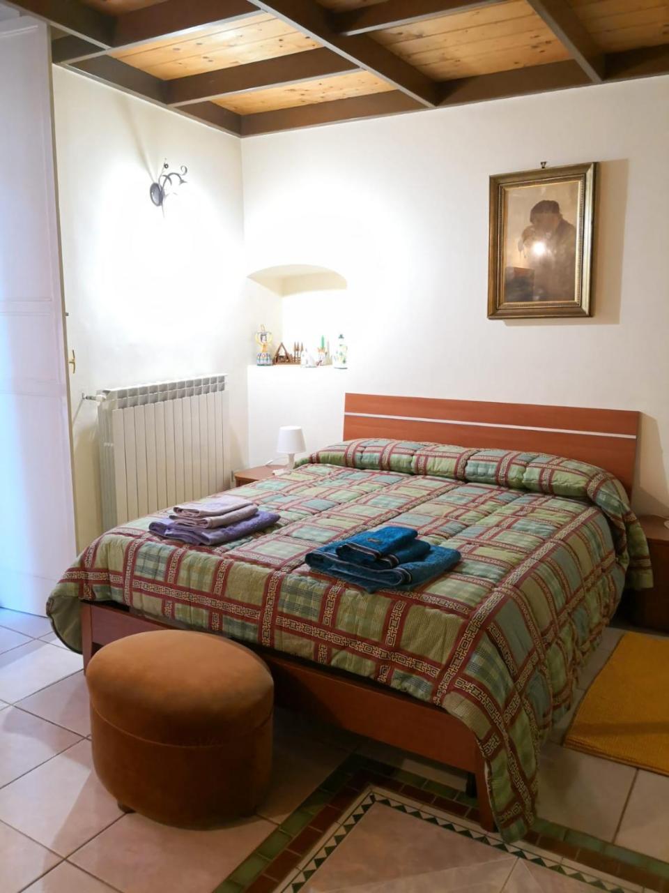 B&B Il Nespolo ซาแลร์โน ภายนอก รูปภาพ