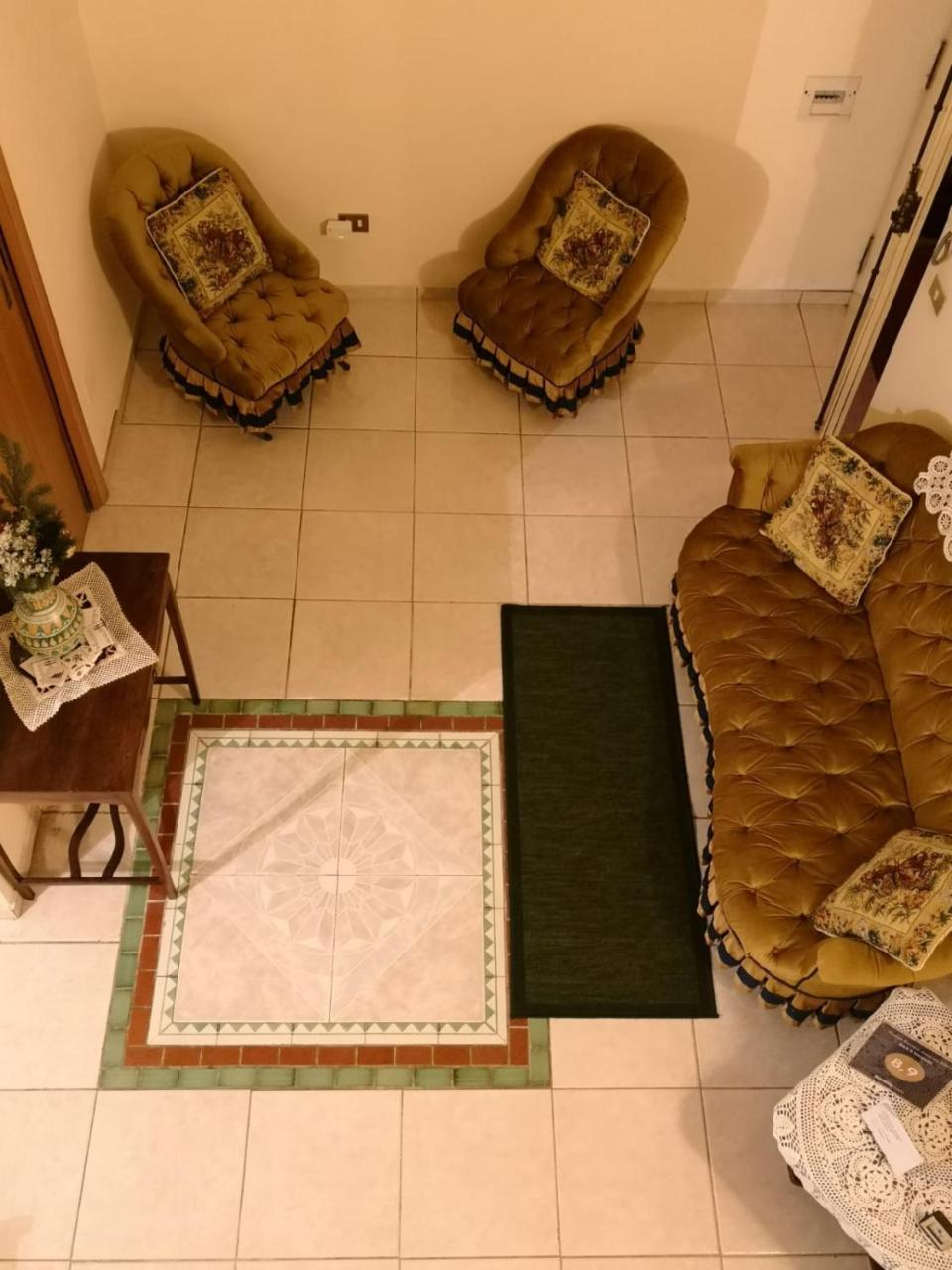 B&B Il Nespolo ซาแลร์โน ภายนอก รูปภาพ