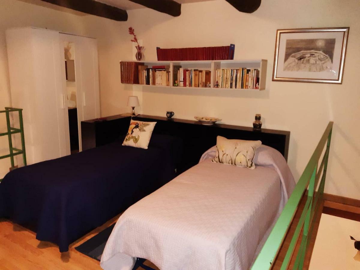 B&B Il Nespolo ซาแลร์โน ภายนอก รูปภาพ